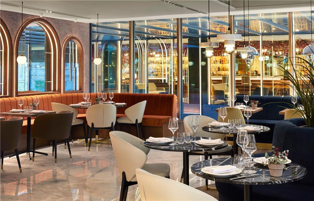 Me Barcelona Otel Restoran fotoğraf