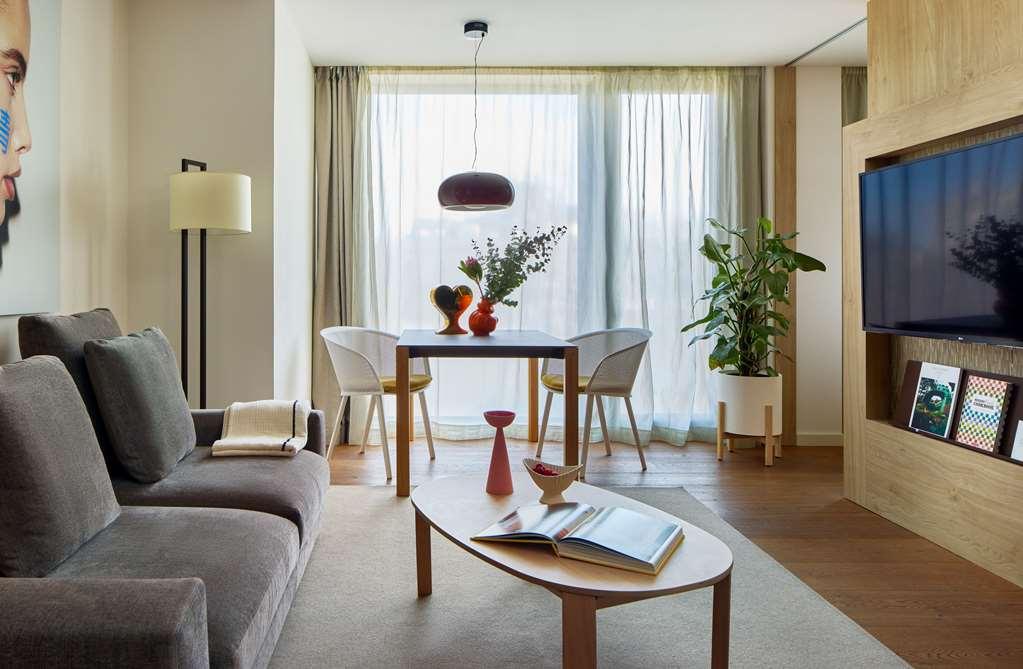 Me Barcelona Otel Oda fotoğraf